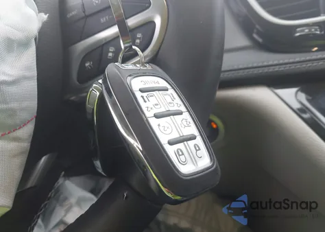 2024 Chrysler Pacifica Touring L z USA, uszkodzony, nr VIN 2C4RC1BG6RR180649